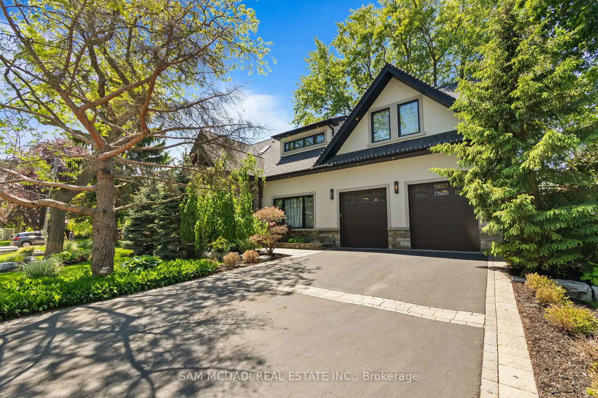 1031 Welwyn Drive, Mississauga (W12892286) – image 1