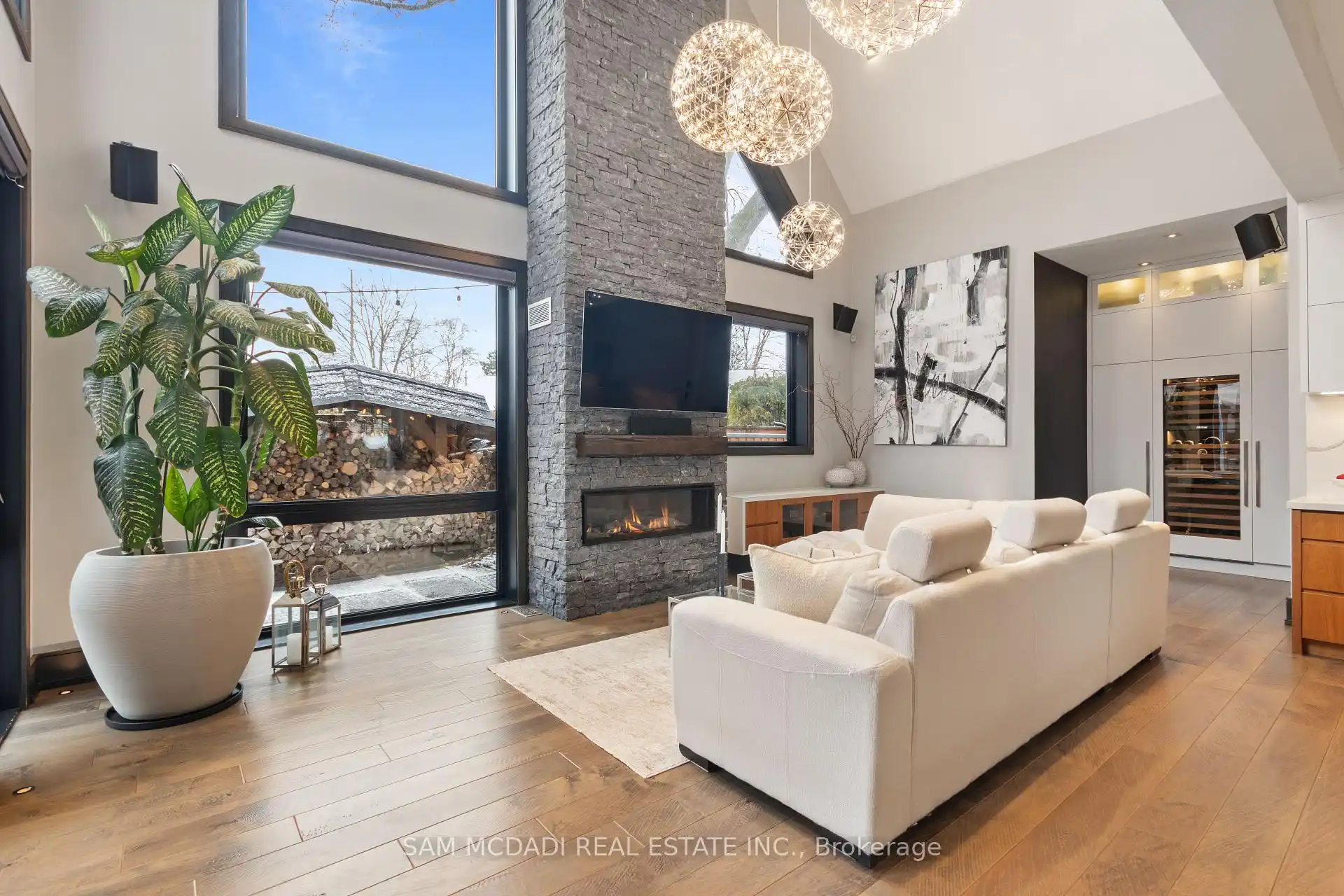 1031 Welwyn Drive, Mississauga (W12892286) – image 14