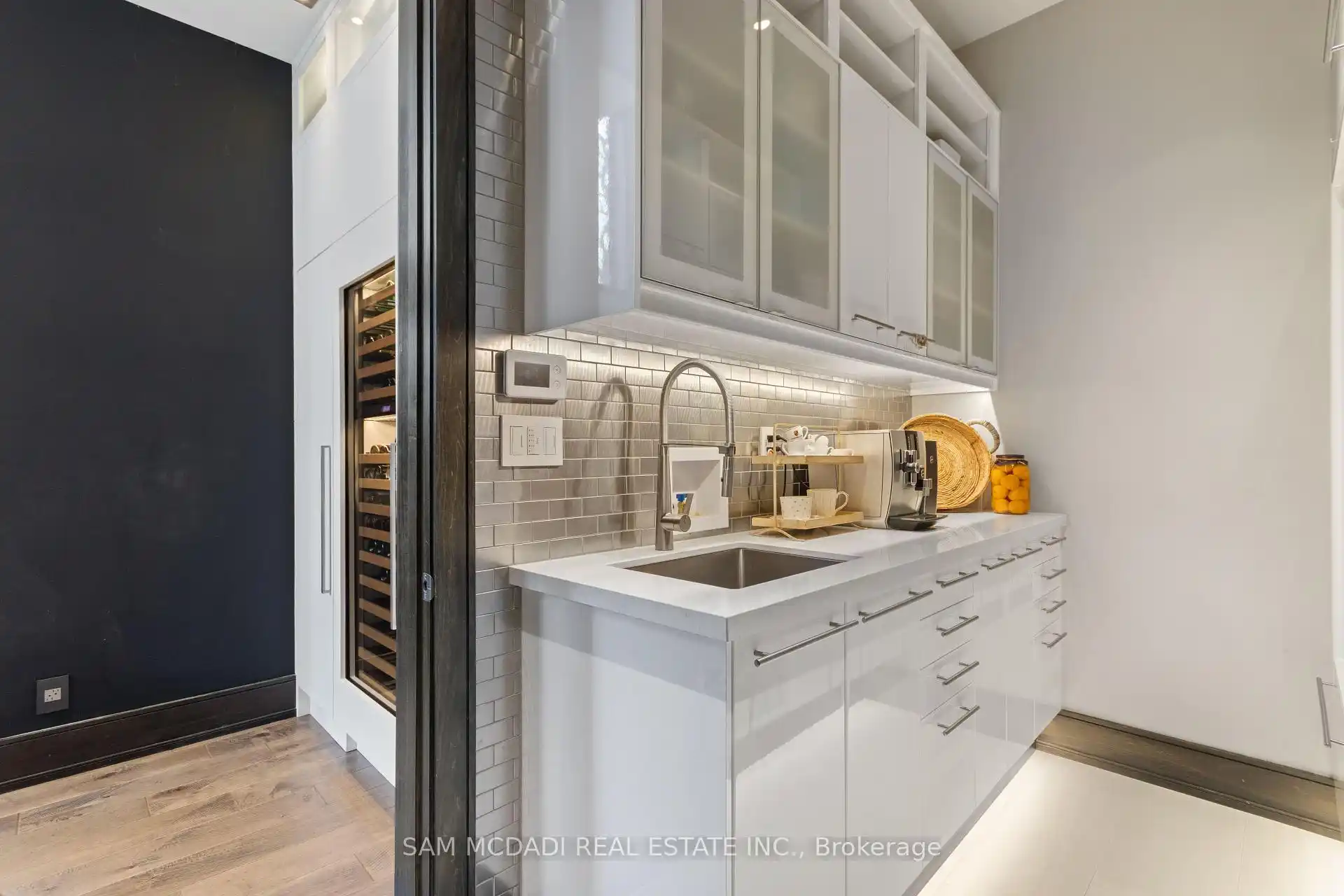 1031 Welwyn Drive, Mississauga (W12892286) – image 18