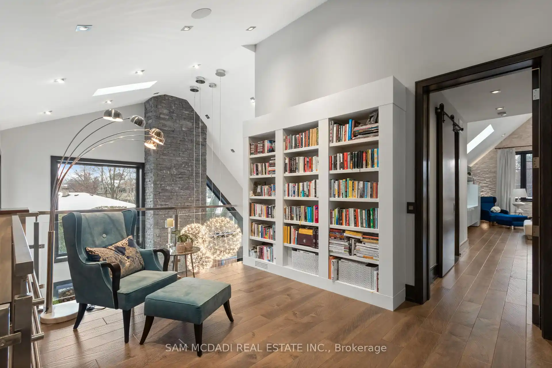 1031 Welwyn Drive, Mississauga (W12892286) – image 24
