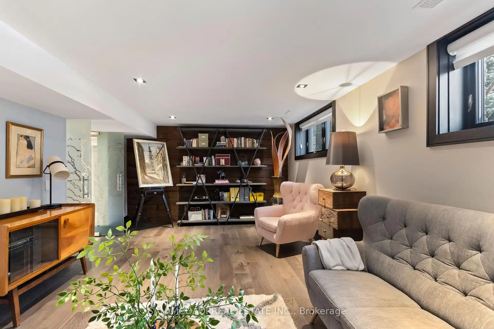 1031 Welwyn Drive, Mississauga (W12892286) – image 46