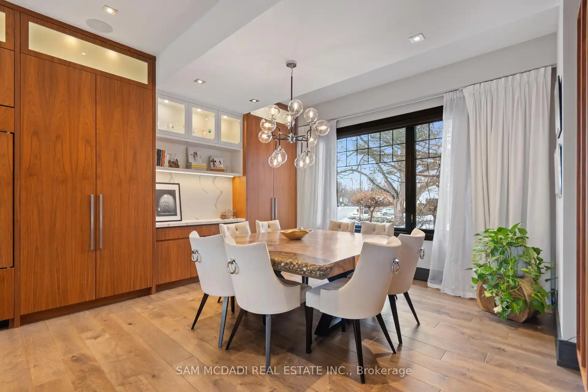 1031 Welwyn Drive, Mississauga (W12892286) – image 6