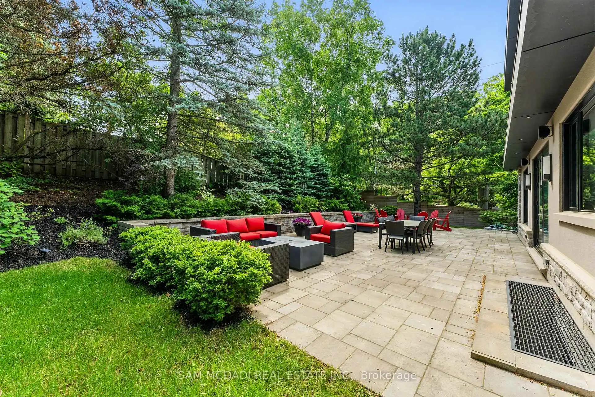 1112 Caldwell Avenue, Mississauga (W12898342) – image 35