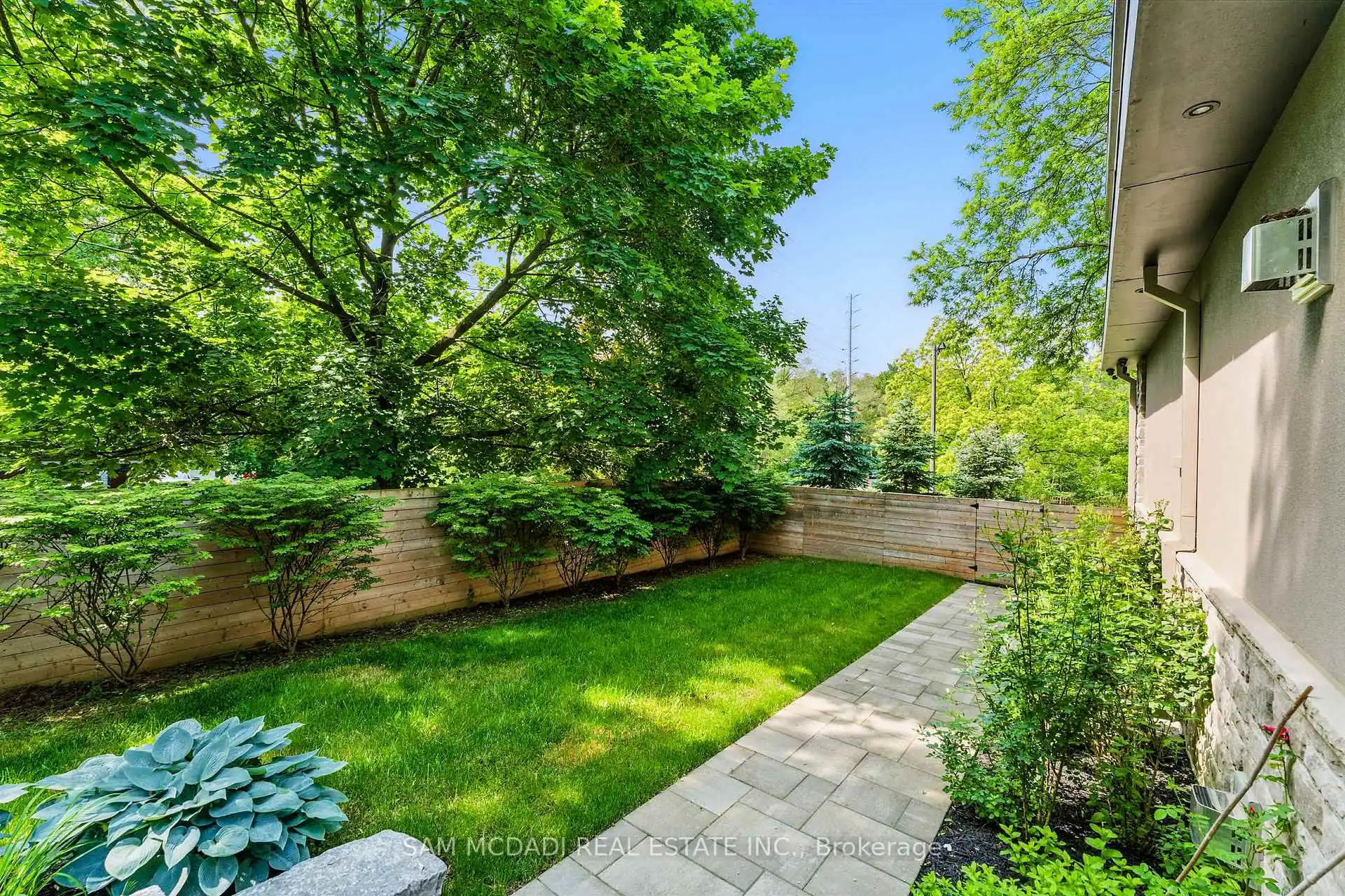 1112 Caldwell Avenue, Mississauga (W12898342) – image 37