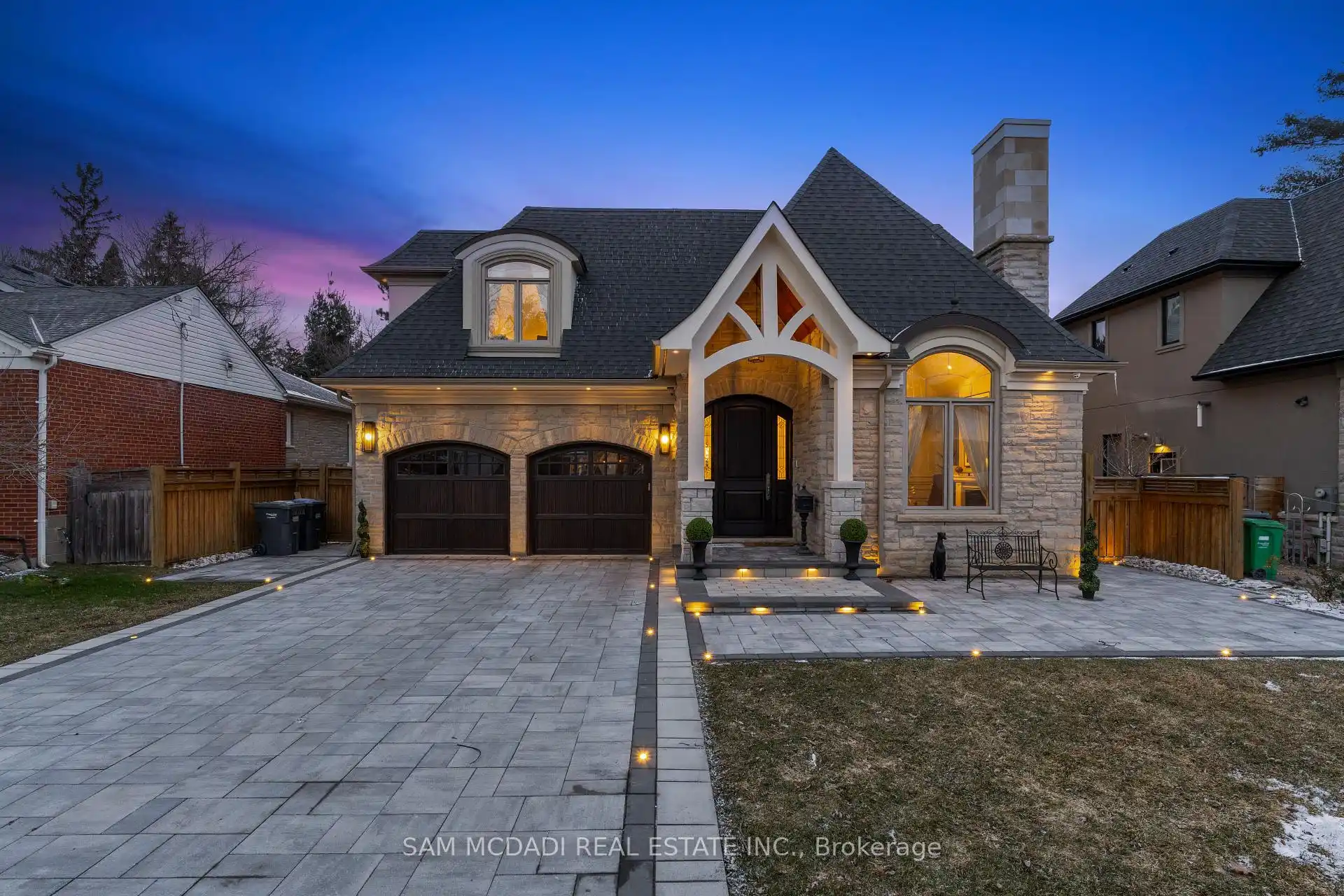 1285 Minnewaska Trail, Mississauga (W12897790) – image 1