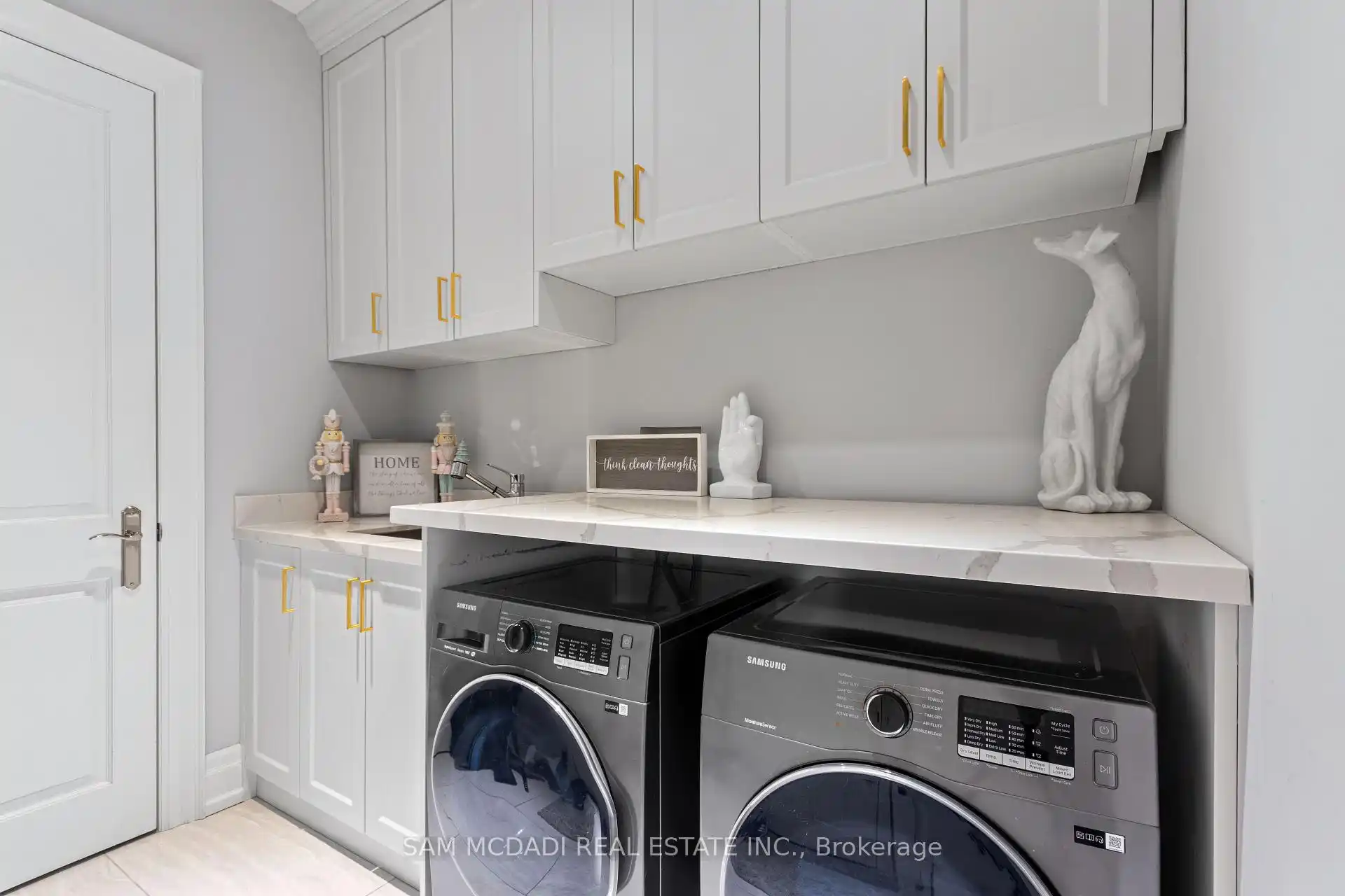1285 Minnewaska Trail, Mississauga (W12897790) – image 15
