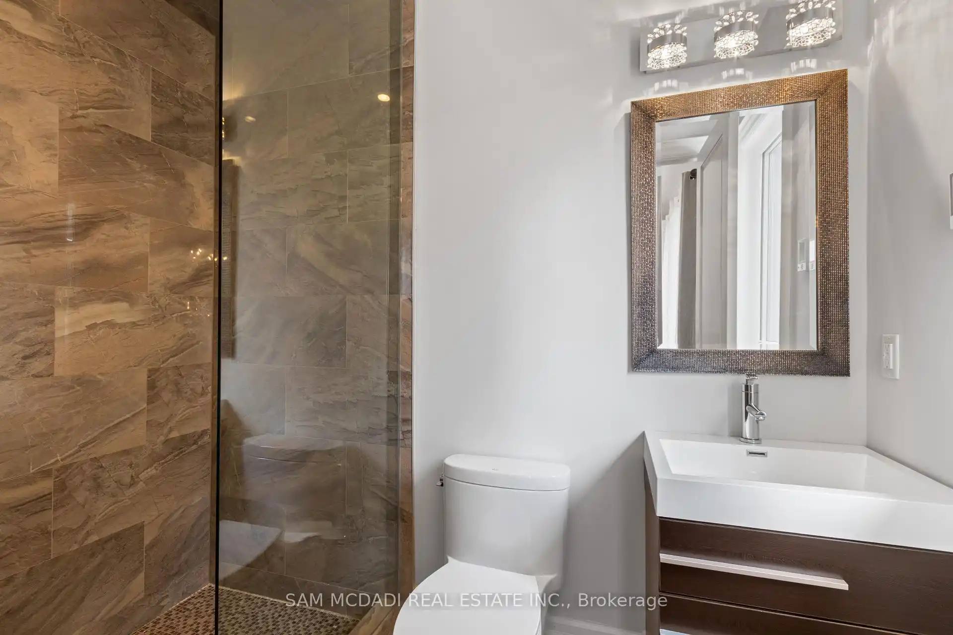 1285 Minnewaska Trail, Mississauga (W12897790) – image 29