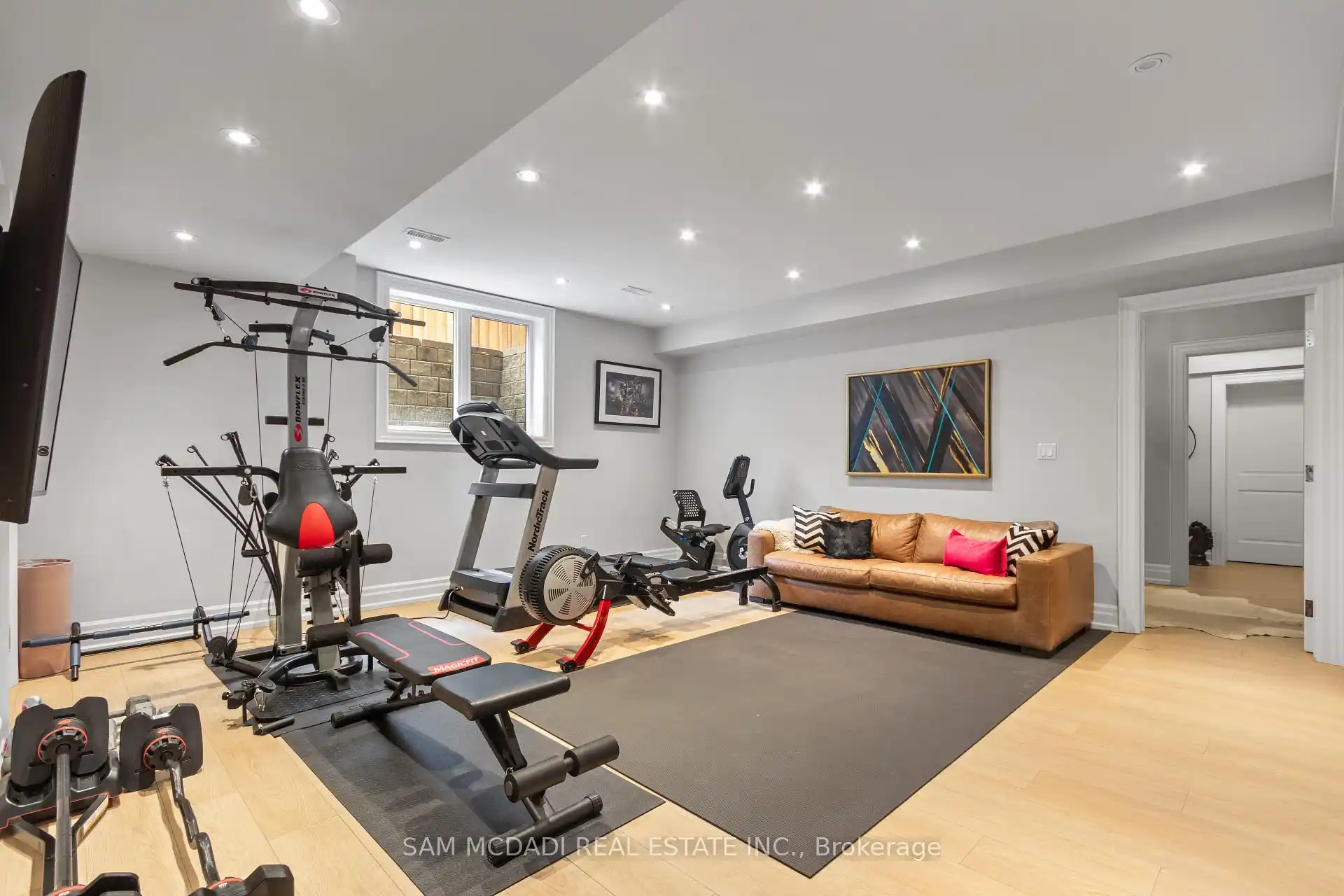 1285 Minnewaska Trail, Mississauga (W12897790) – image 33