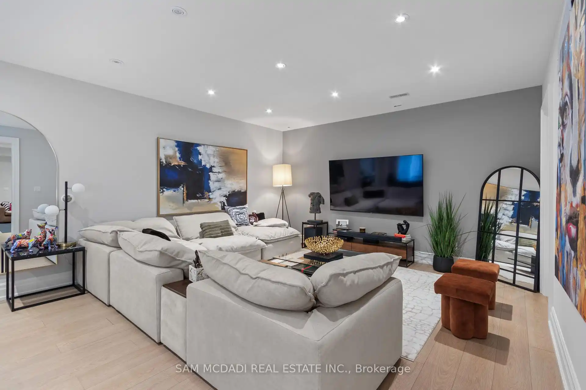 1285 Minnewaska Trail, Mississauga (W12897790) – image 34