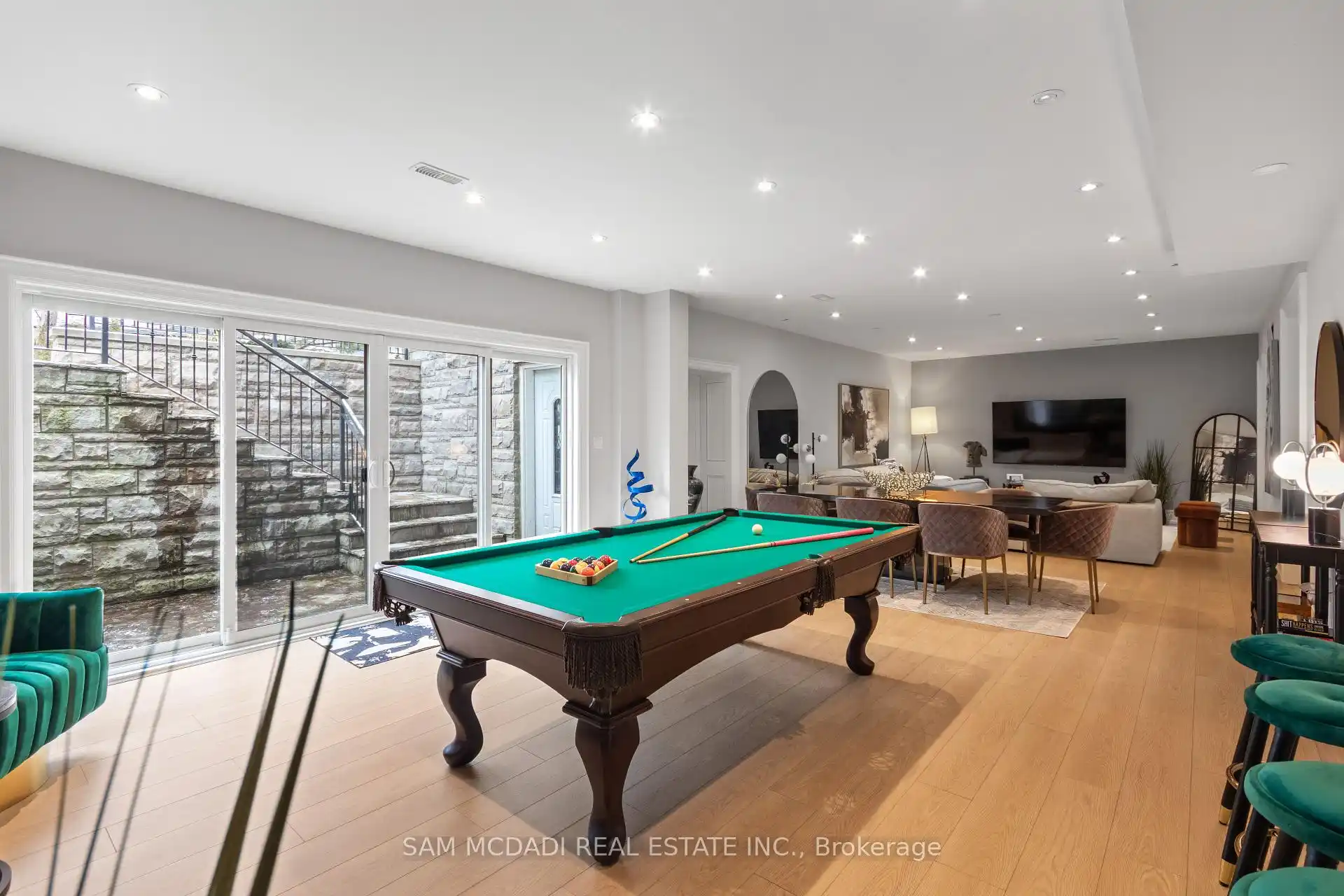 1285 Minnewaska Trail, Mississauga (W12897790) – image 36
