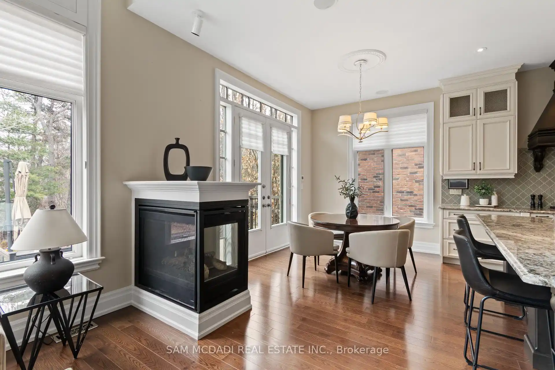 1857 Ivygate Court, Mississauga (W12920792) – image 16