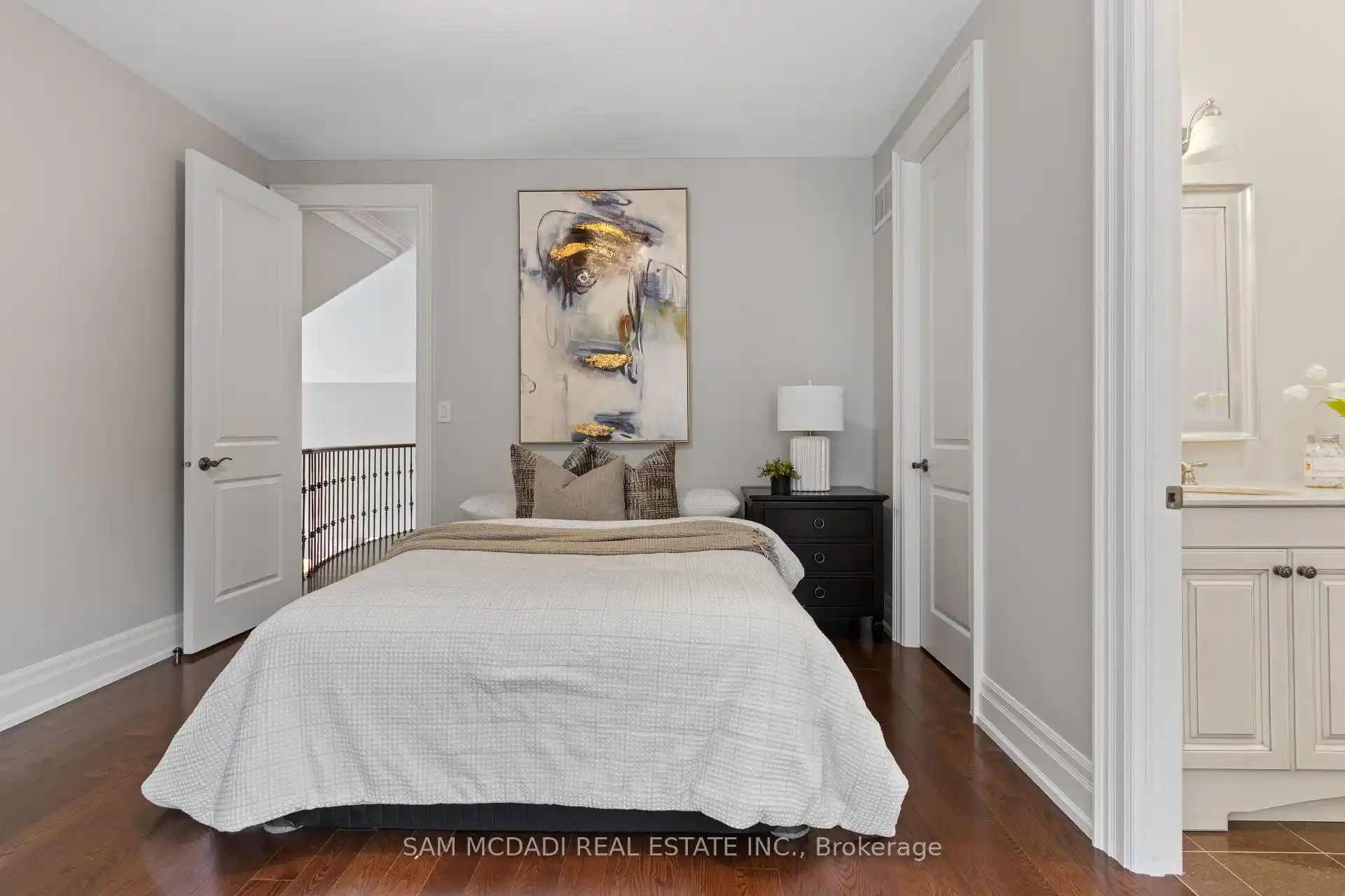 1857 Ivygate Court, Mississauga (W12920792) – image 36