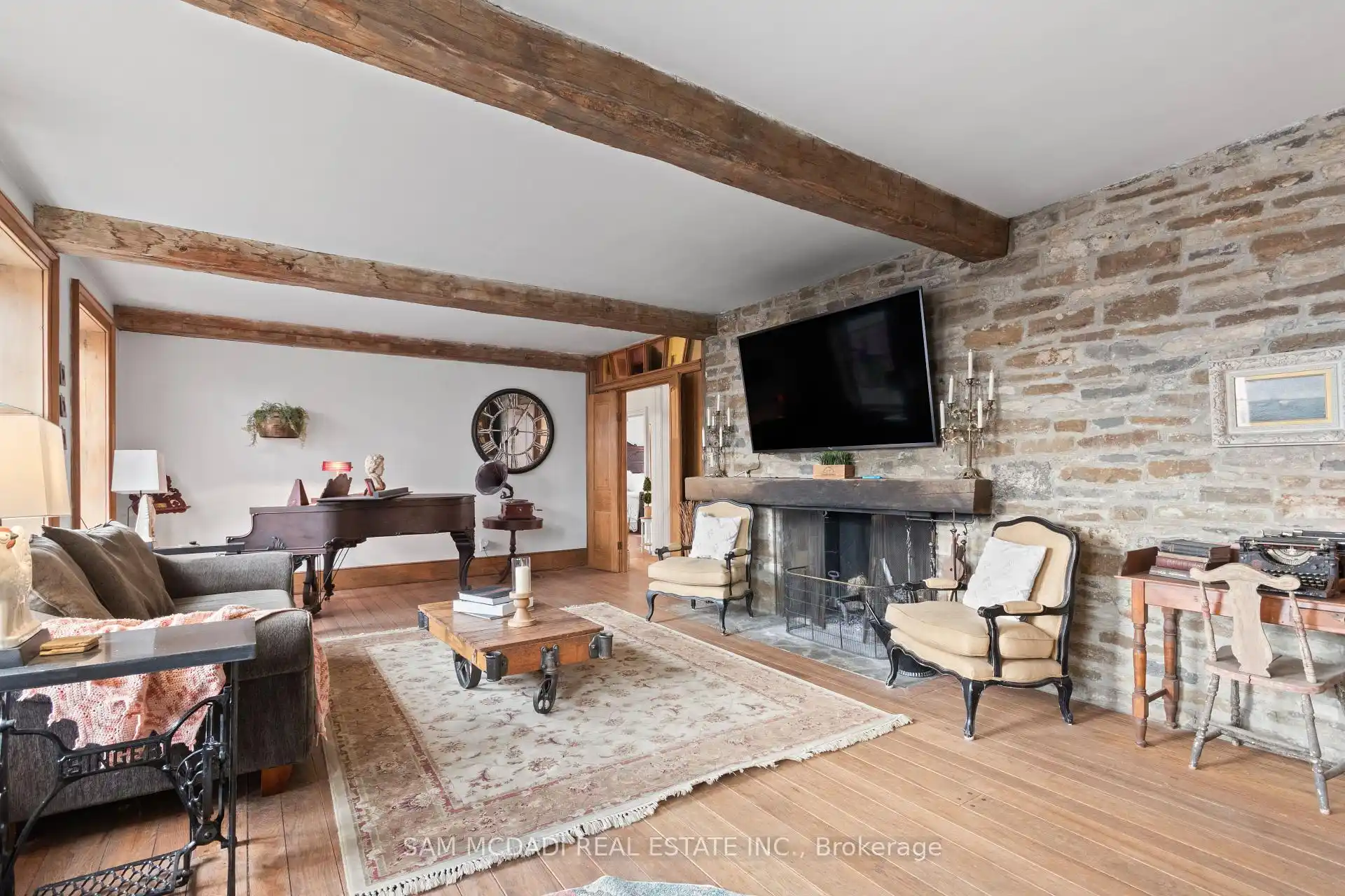 85 Yorkleigh Avenue, Toronto (W12925144) – image 11