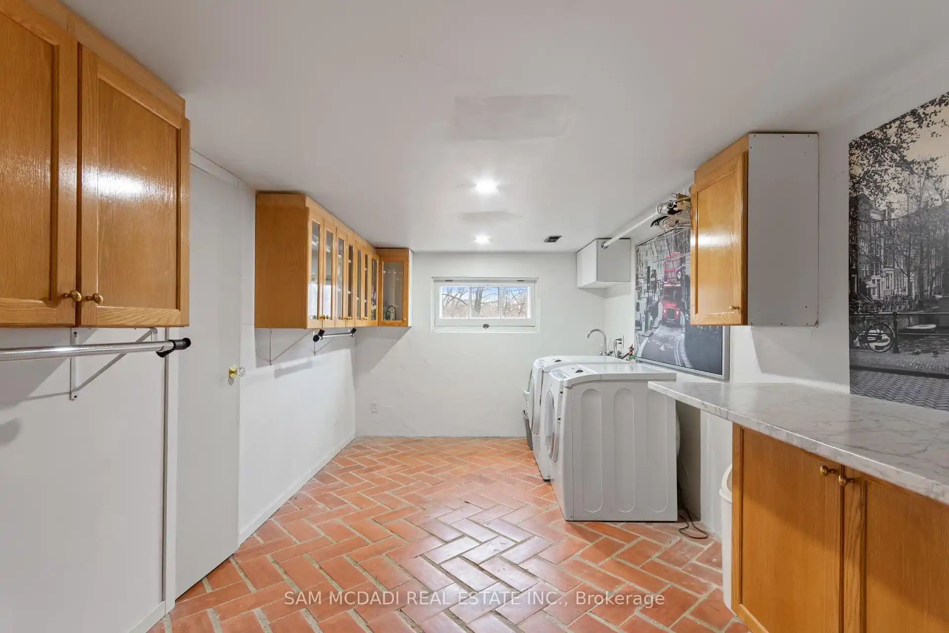 85 Yorkleigh Avenue, Toronto (W12925144) – image 24