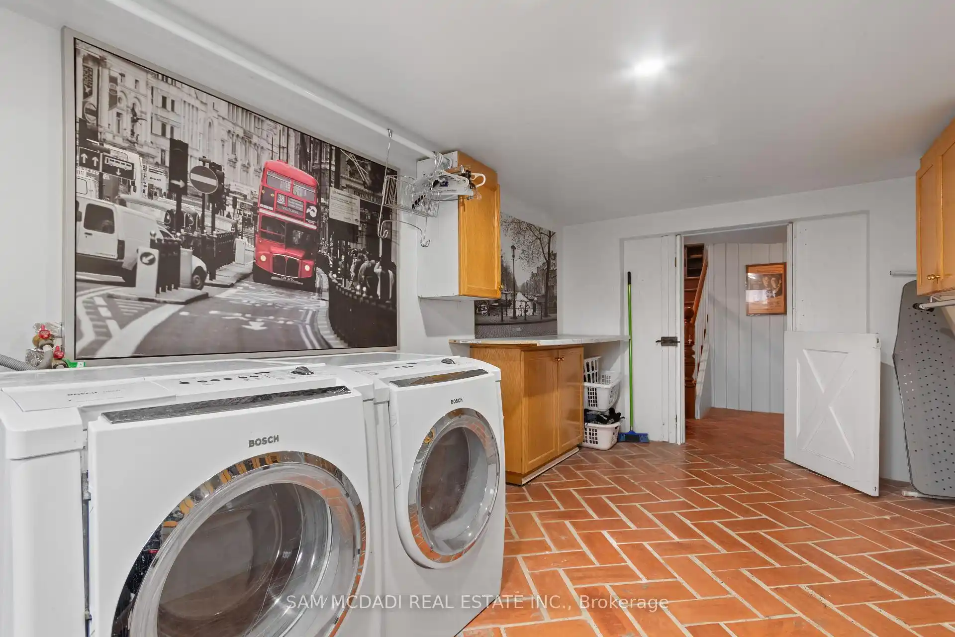 85 Yorkleigh Avenue, Toronto (W12925144) – image 25