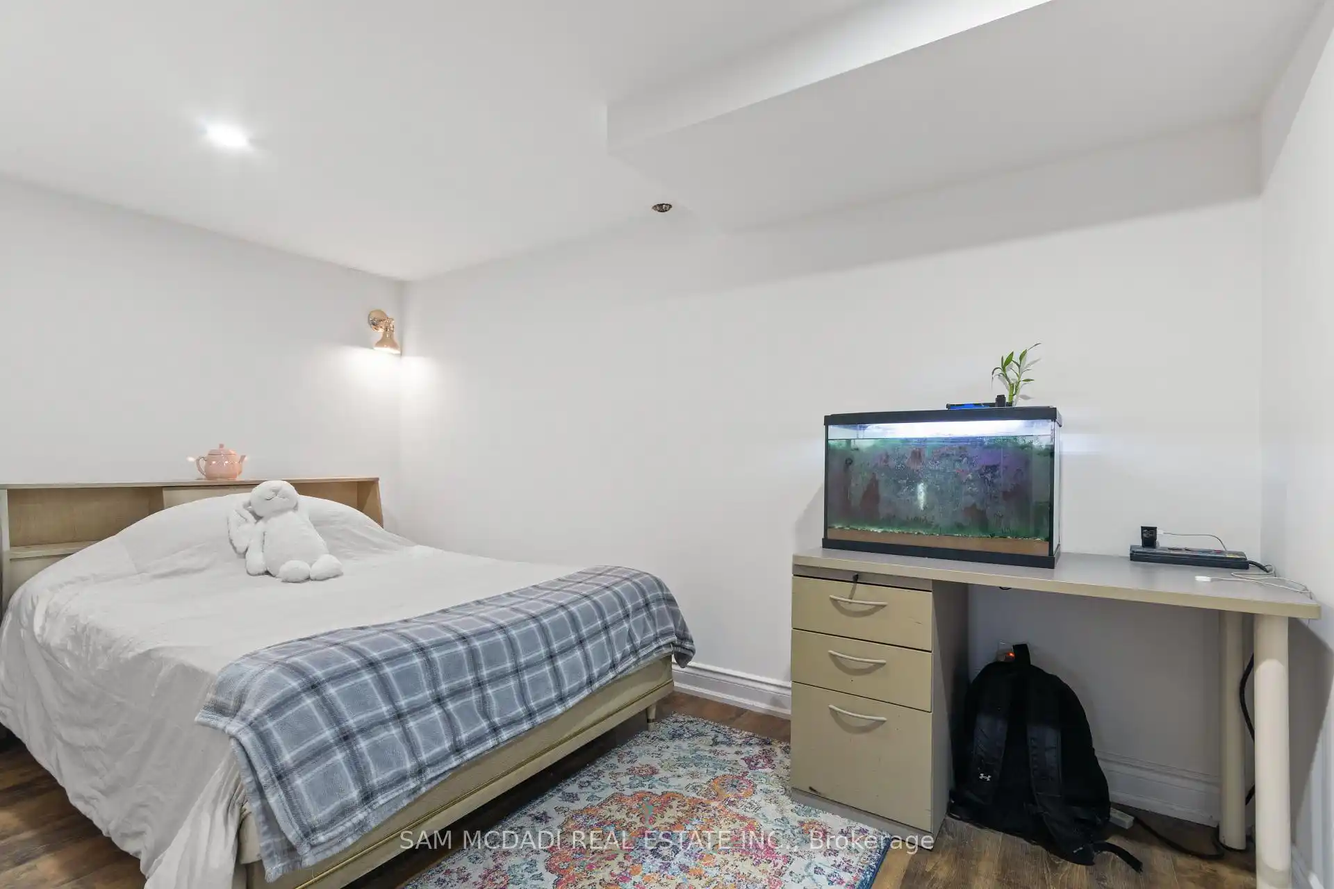 85 Yorkleigh Avenue, Toronto (W12925144) – image 32