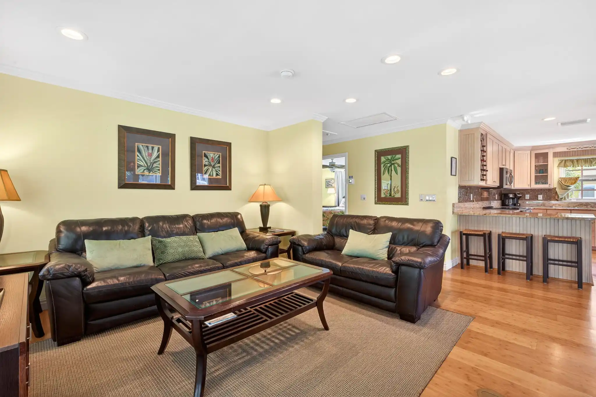 UNIQUE CAPTIVA COTTAGE – image 10