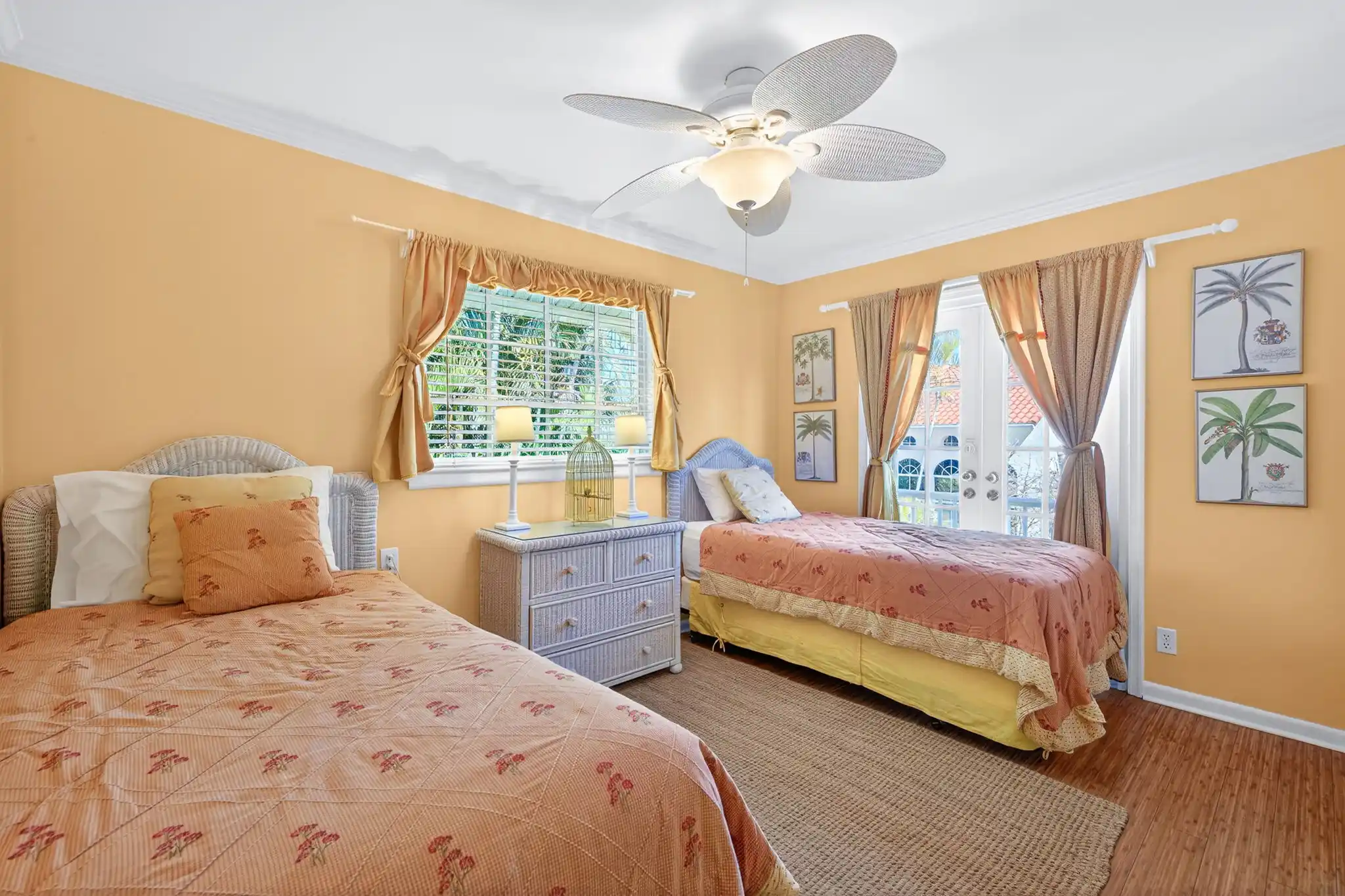 UNIQUE CAPTIVA COTTAGE – image 22