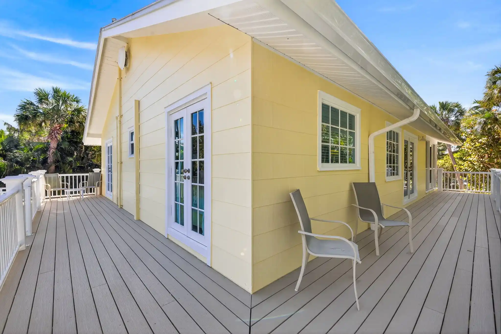UNIQUE CAPTIVA COTTAGE – image 24