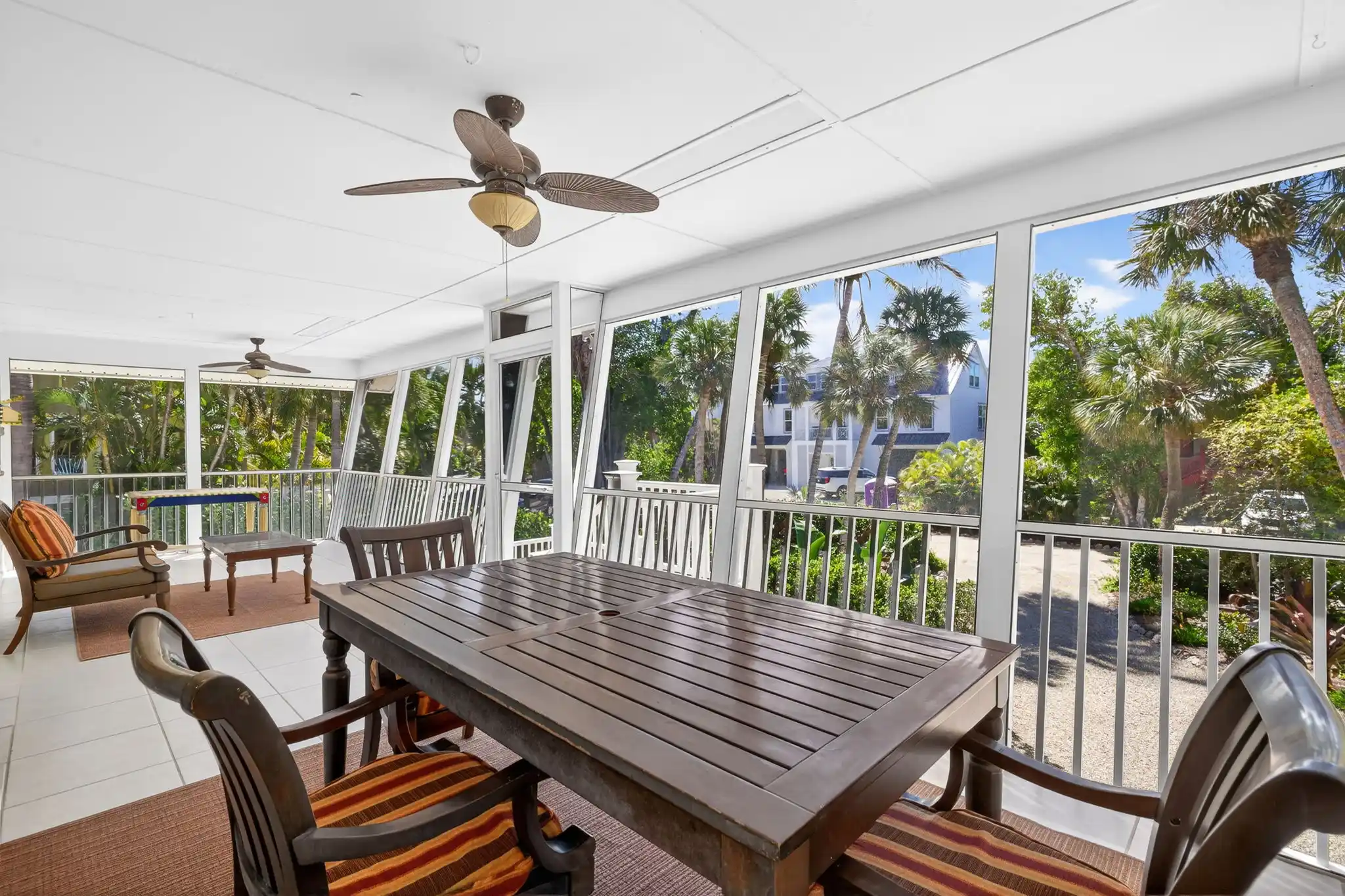 UNIQUE CAPTIVA COTTAGE – image 8