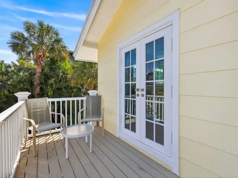 UNIQUE CAPTIVA COTTAGE – image 20