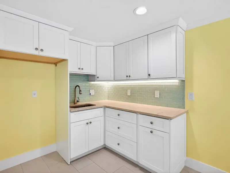 UNIQUE CAPTIVA COTTAGE – image 34