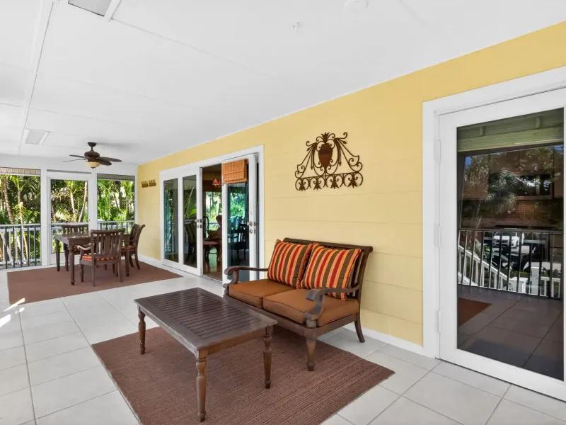 UNIQUE CAPTIVA COTTAGE – image 6