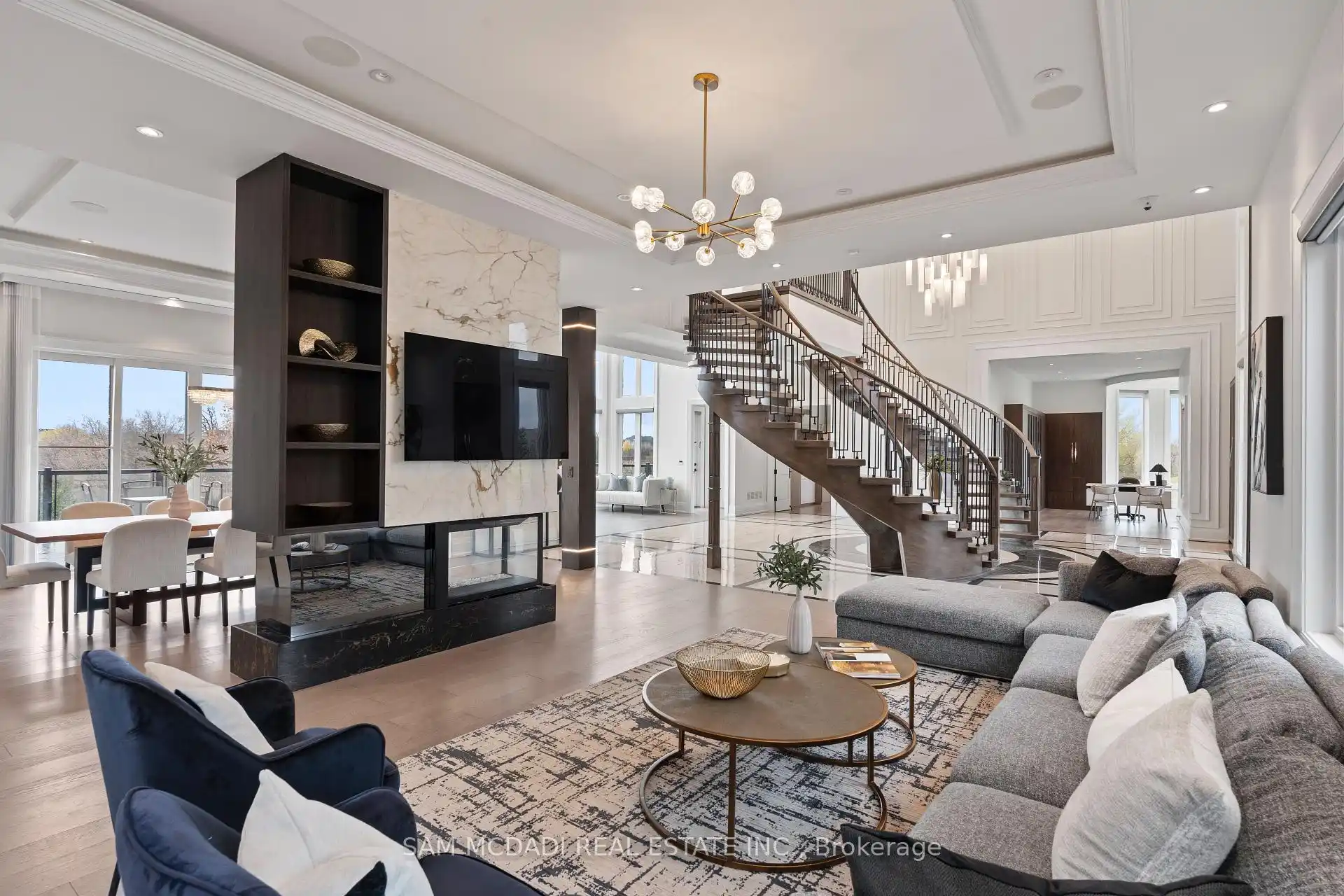 4 Saint Lukes Court, Brampton (W12931760) – image 11