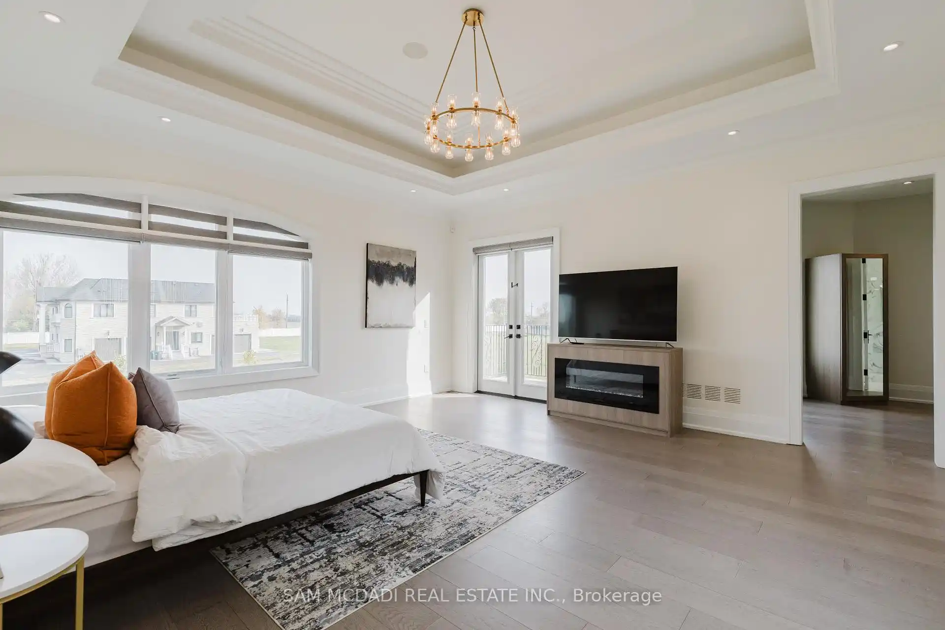4 Saint Lukes Court, Brampton (W12931760) – image 35