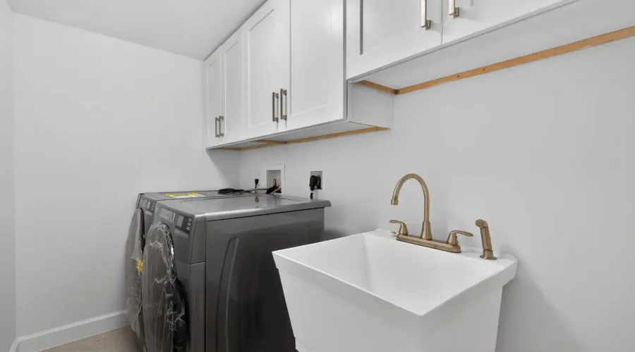 745 Cardium Street, Sanibel, Florida, 33957, United States, 2 Bedrooms Bedrooms, 10 Rooms Rooms,2 BathroomsBathrooms,Villa,For Sale,Cardium,20261037605