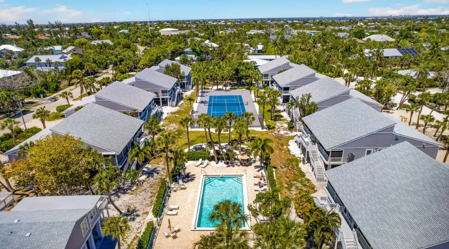745 Cardium Street, Sanibel, Florida, 33957, United States, 2 Bedrooms Bedrooms, 10 Rooms Rooms,2 BathroomsBathrooms,Villa,For Sale,Cardium,20261037605