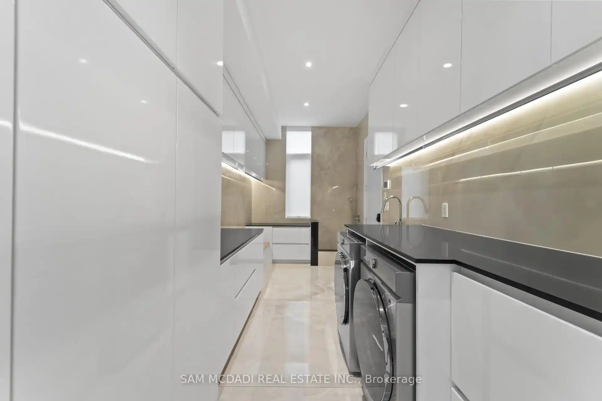 1589 Glenhill Crescent, Mississauga (W13217102) – image 14