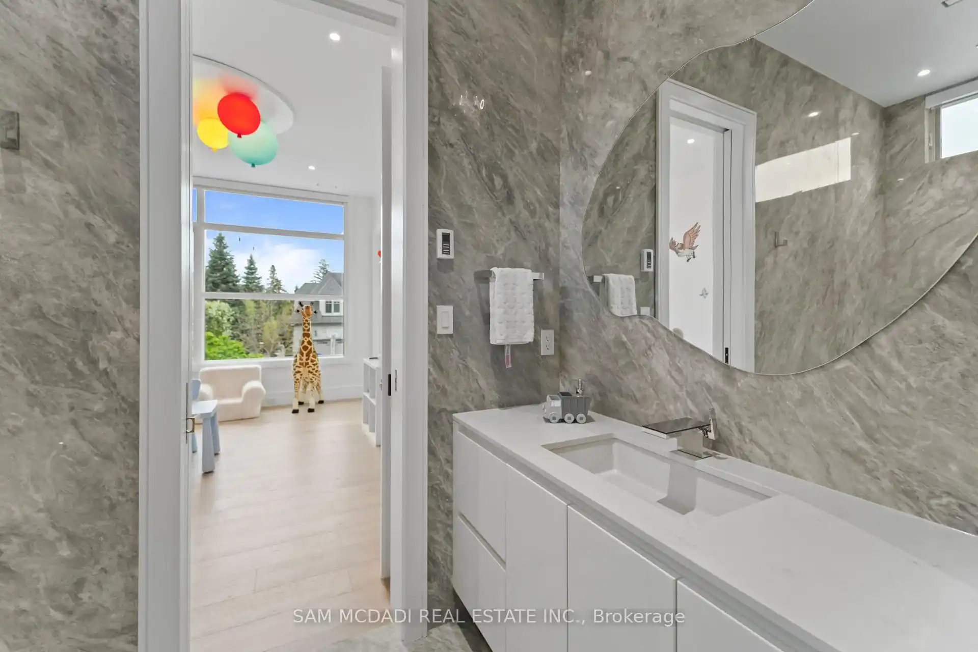 1589 Glenhill Crescent, Mississauga (W13217102) – image 30