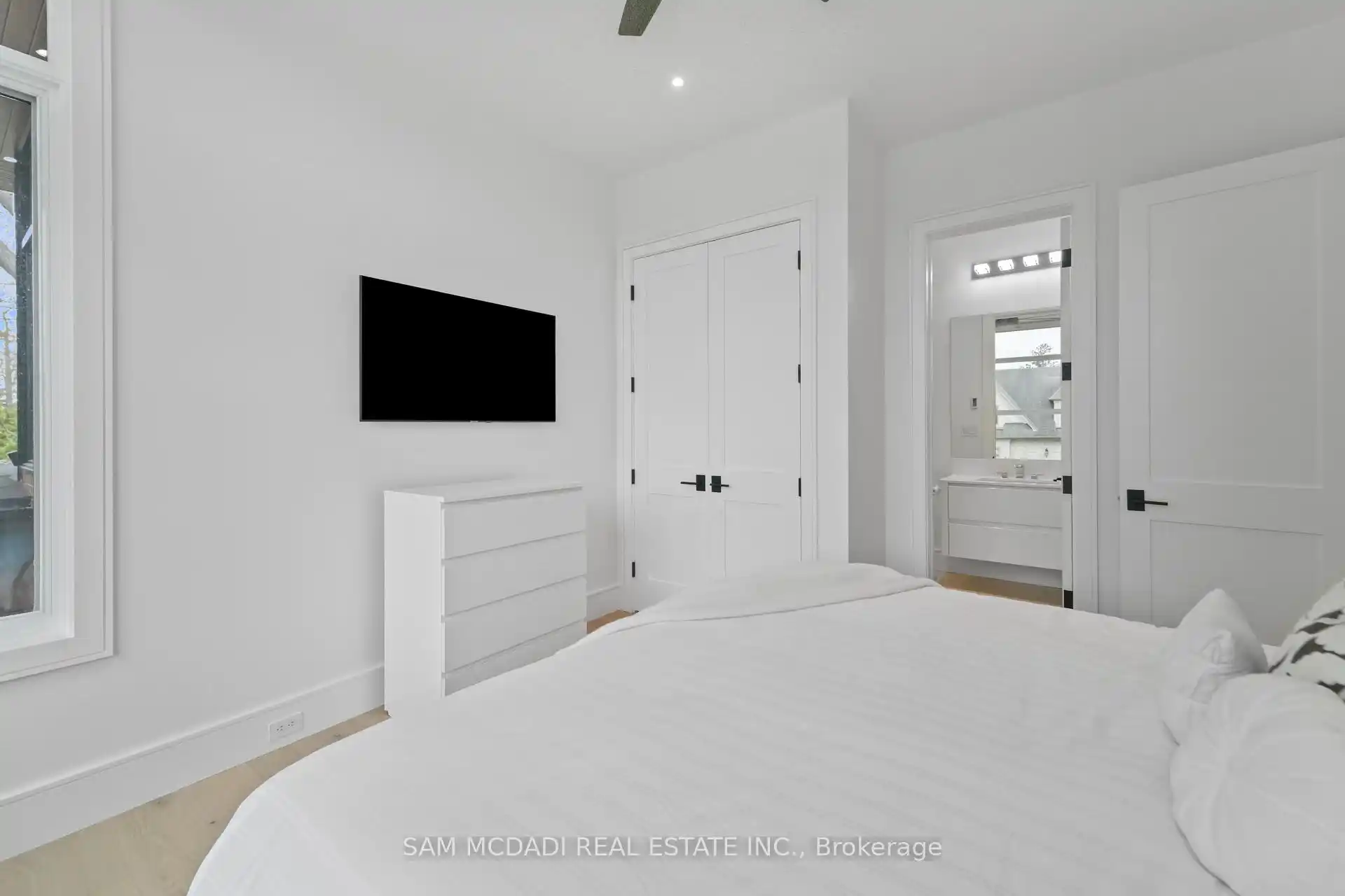 1589 Glenhill Crescent, Mississauga (W13217102) – image 33