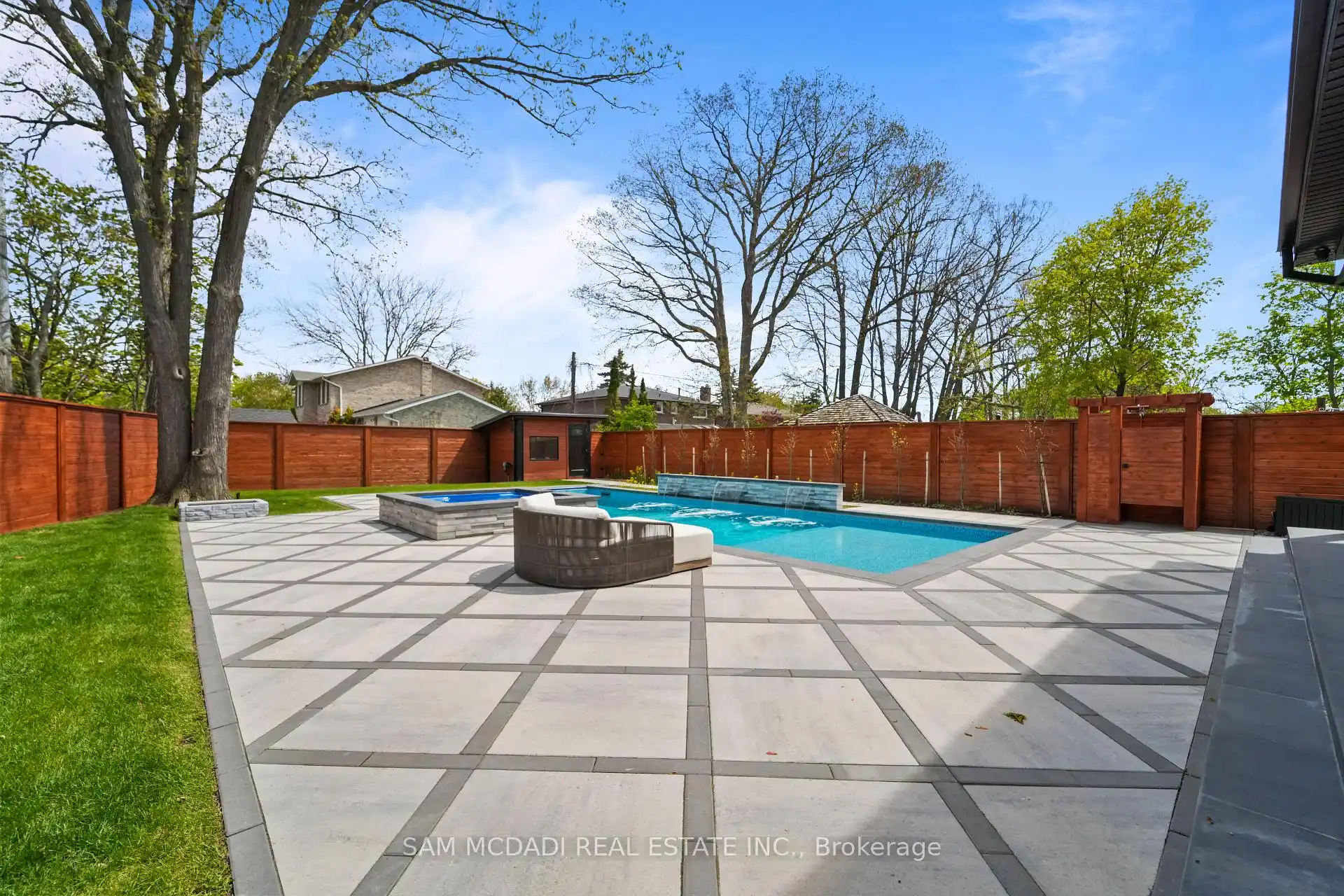 1589 Glenhill Crescent, Mississauga (W13217102) – image 46
