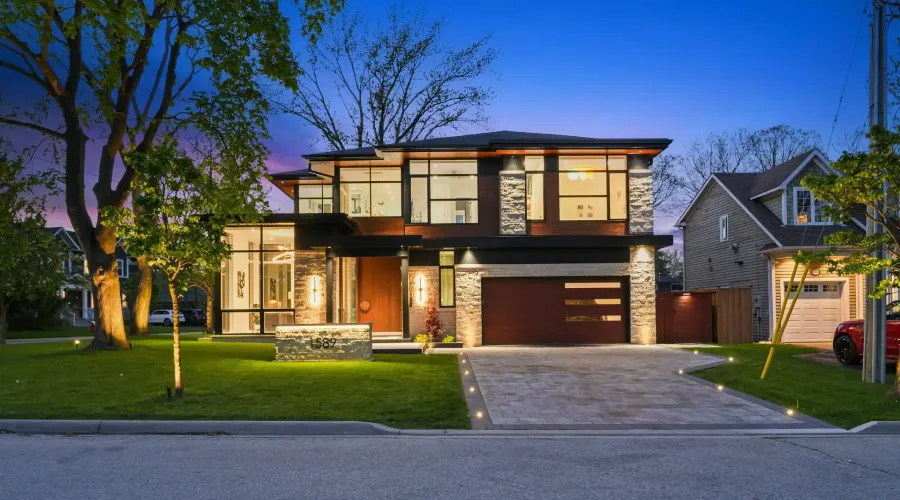 1589 Glenhill Crescent, Mississauga, Ontario, L5H 3C4, Canada, 4 Bedrooms Bedrooms, ,6 BathroomsBathrooms,Residential,For Sale,1589 Glenhill Crescent,20261037609