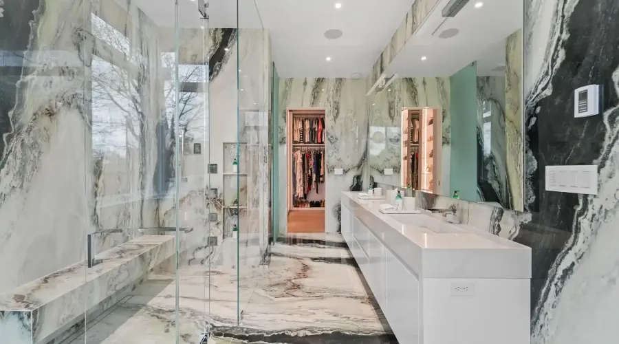 1589 Glenhill Crescent, Mississauga, Ontario, L5H 3C4, Canada, 4 Bedrooms Bedrooms, ,6 BathroomsBathrooms,Residential,For Sale,1589 Glenhill Crescent,20261037609