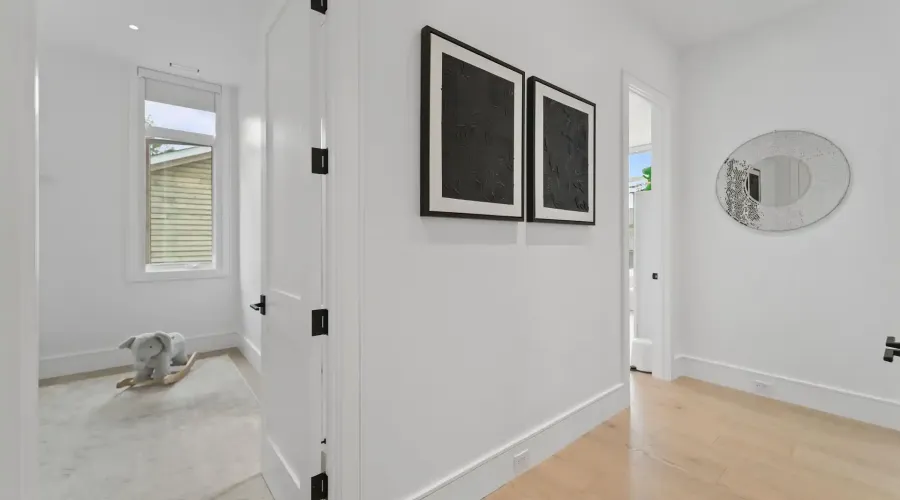 1589 Glenhill Crescent, Mississauga, Ontario, L5H 3C4, Canada, 4 Bedrooms Bedrooms, ,6 BathroomsBathrooms,Residential,For Sale,1589 Glenhill Crescent,20261037609
