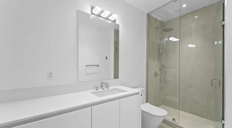 1589 Glenhill Crescent, Mississauga, Ontario, L5H 3C4, Canada, 4 Bedrooms Bedrooms, ,6 BathroomsBathrooms,Residential,For Sale,1589 Glenhill Crescent,20261037609