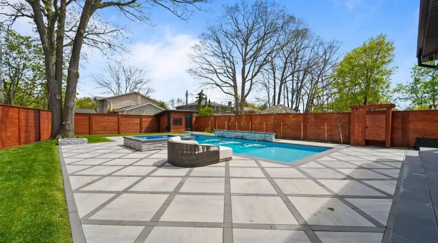1589 Glenhill Crescent, Mississauga, Ontario, L5H 3C4, Canada, 4 Bedrooms Bedrooms, ,6 BathroomsBathrooms,Residential,For Sale,1589 Glenhill Crescent,20261037609