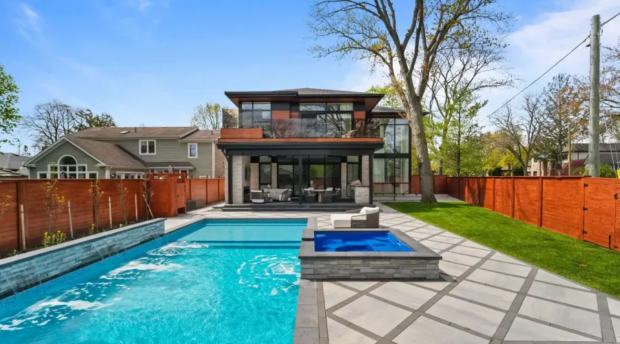 1589 Glenhill Crescent, Mississauga, Ontario, L5H 3C4, Canada, 4 Bedrooms Bedrooms, ,6 BathroomsBathrooms,Residential,For Sale,1589 Glenhill Crescent,20261037609
