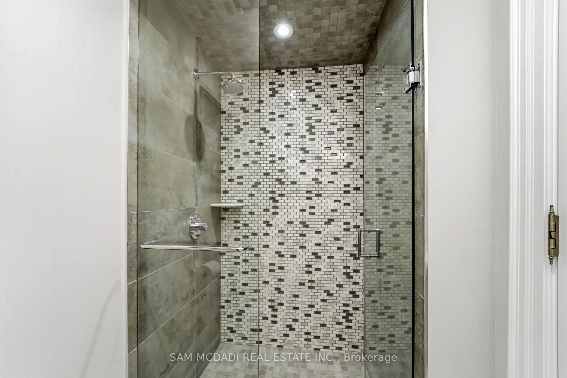 2411 Thorn Lodge Drive, Mississauga (W13212158) – image 22