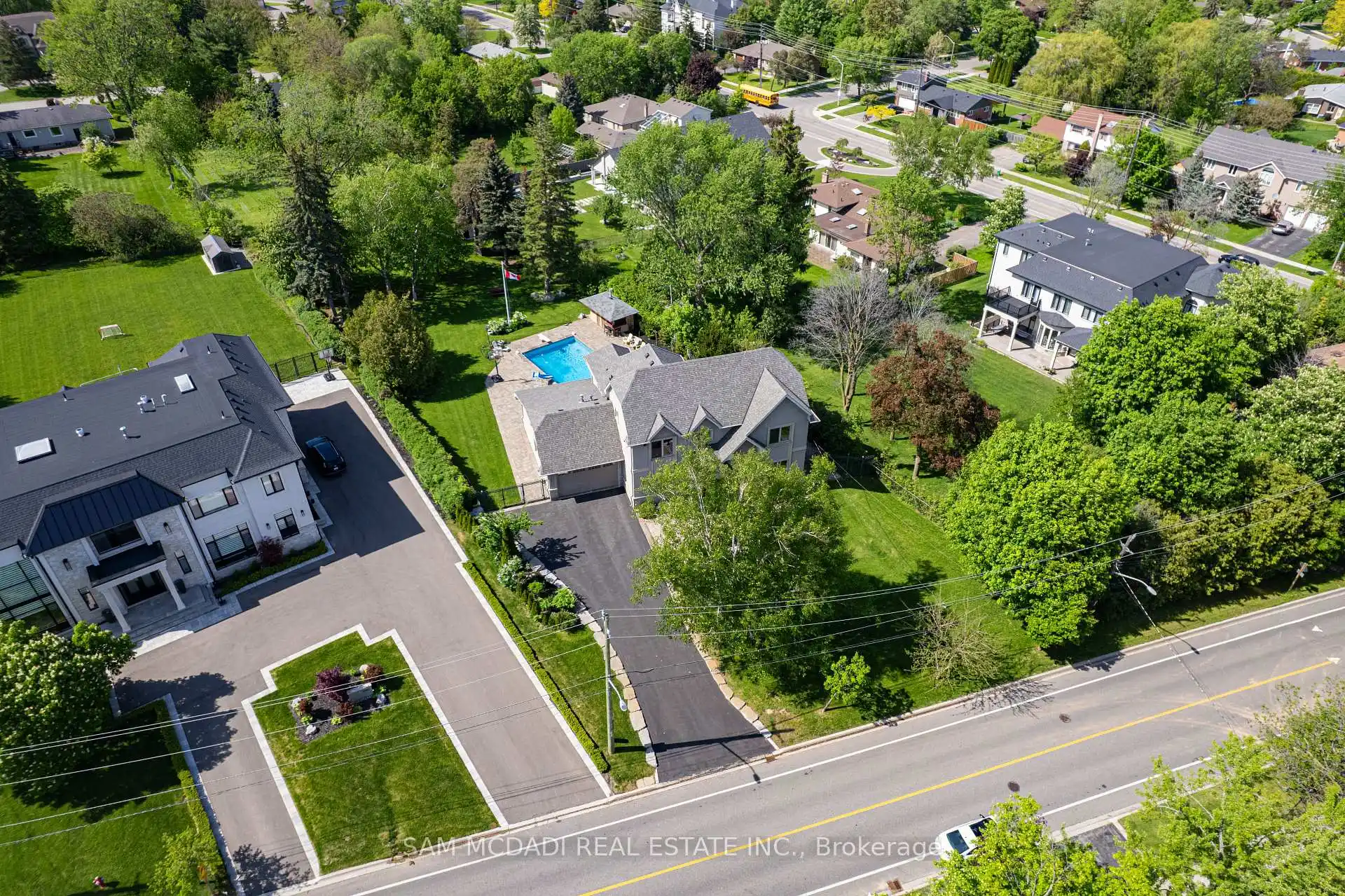 2411 Thorn Lodge Drive, Mississauga (W13212158) – image 49