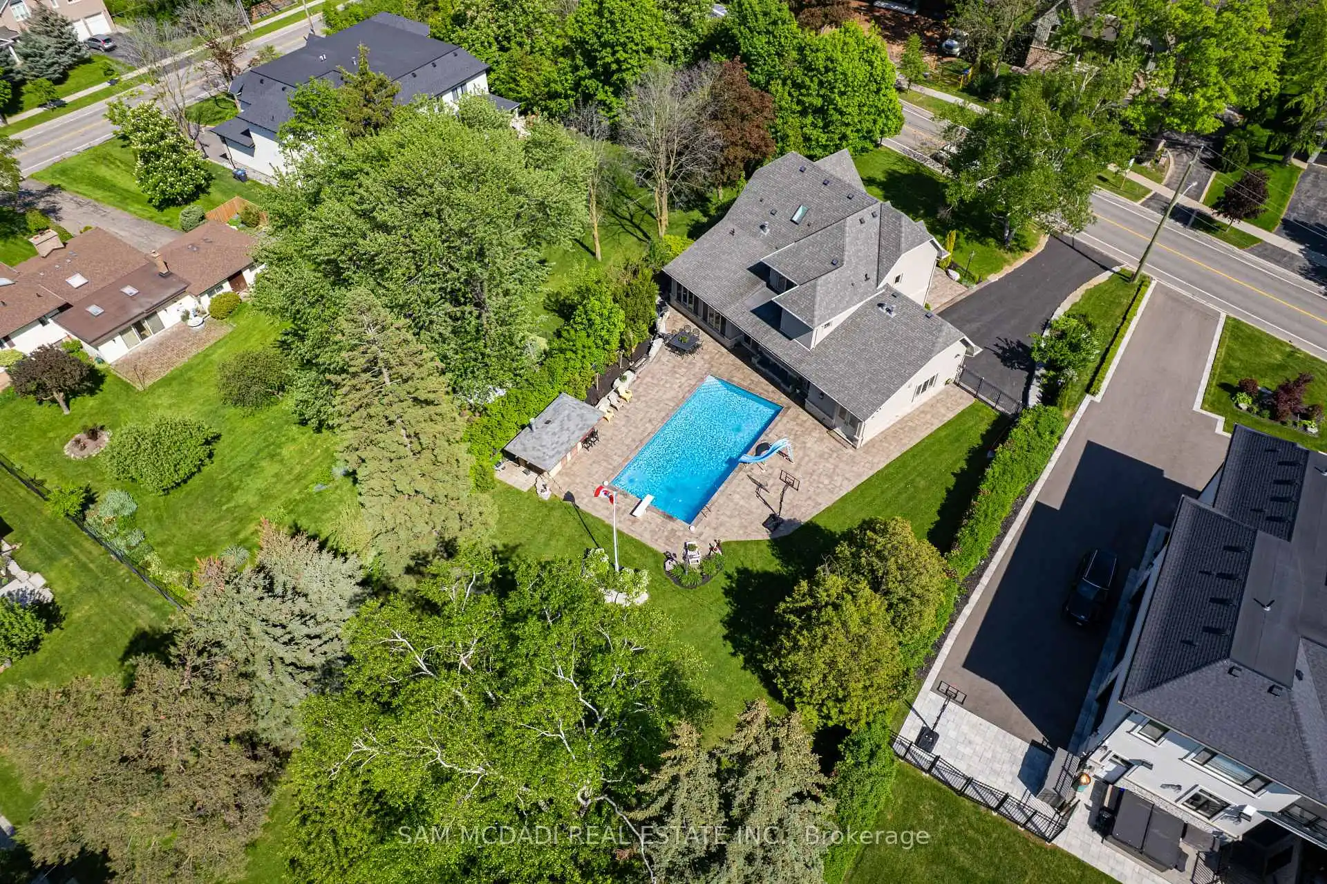 2411 Thorn Lodge Drive, Mississauga (W13212158) – image 50