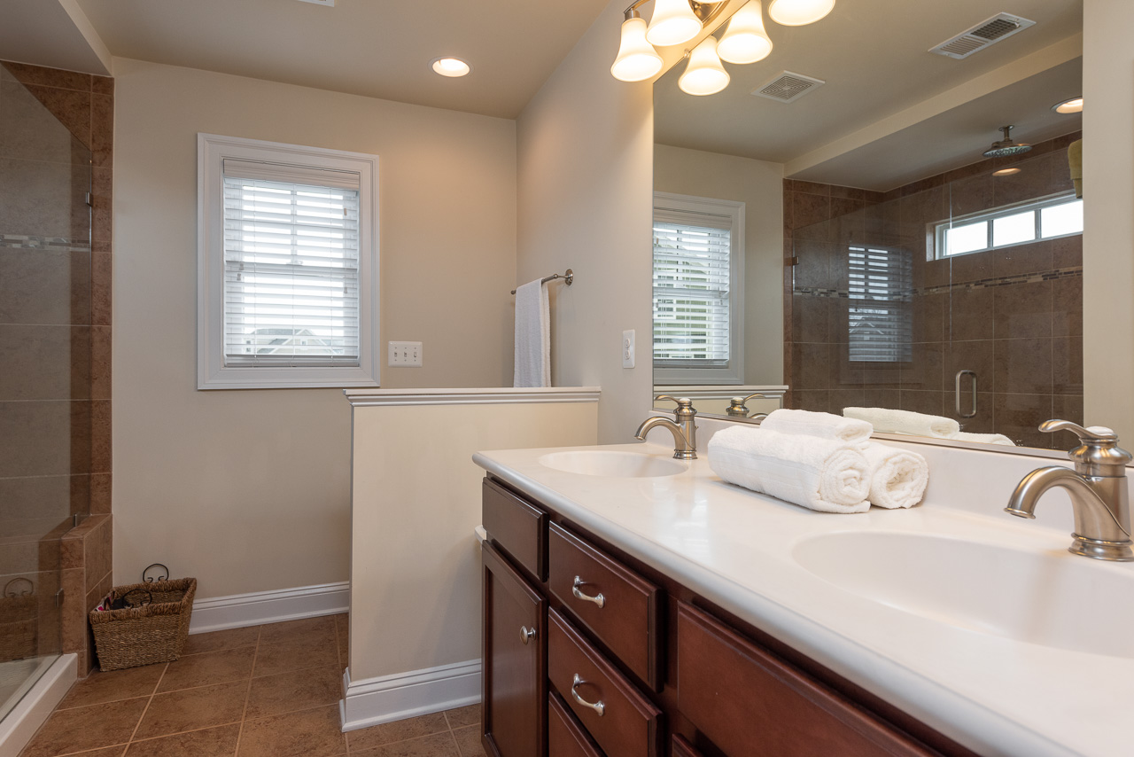 Residential For Sale – image 12