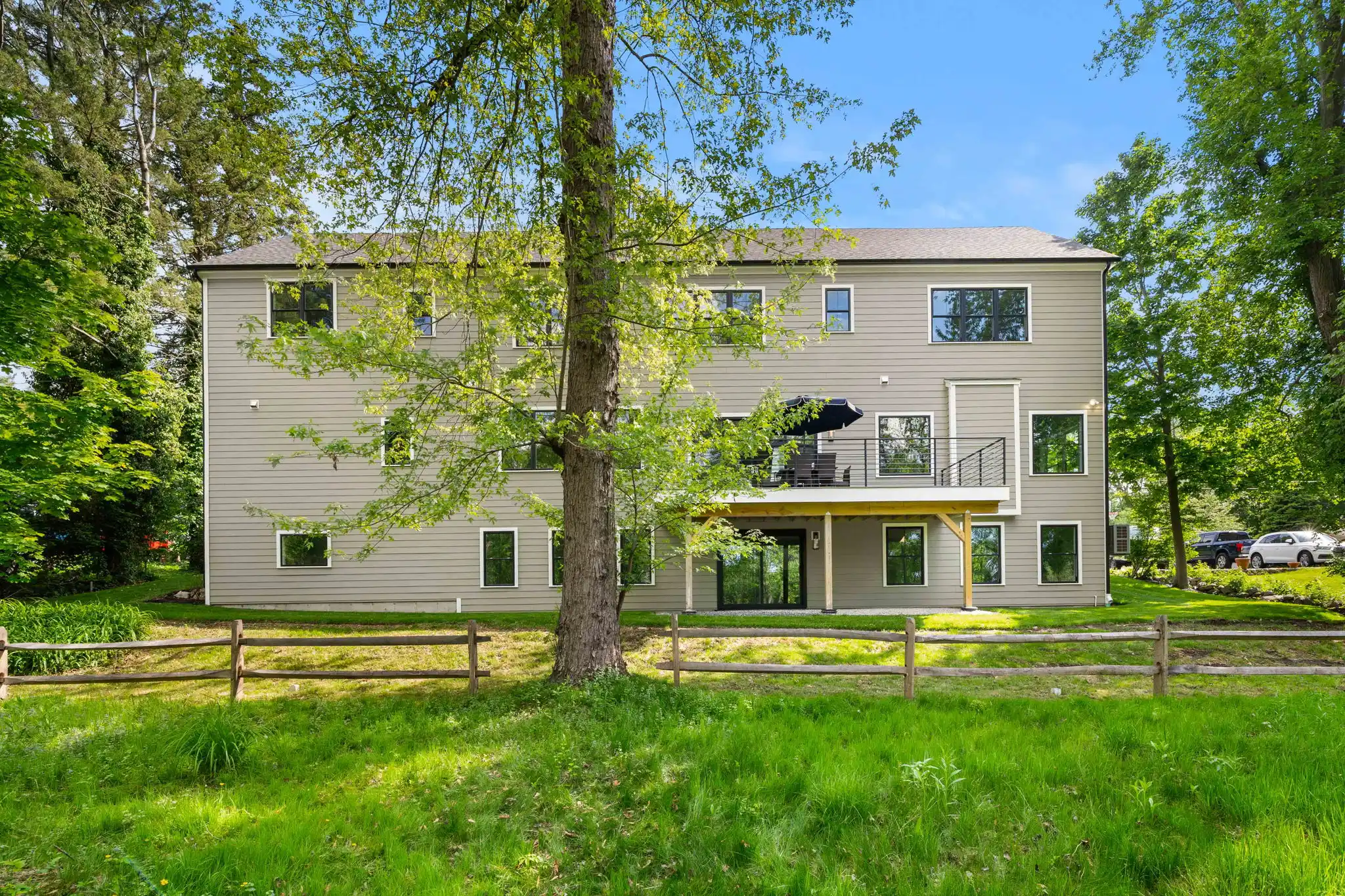22 Wyman Rd Lexington, Massachusetts – image 5