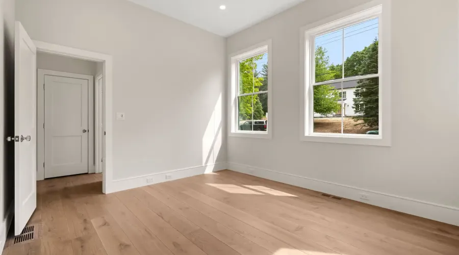 22 Wyman Rd, Lexington, Massachusetts, 02420, United States, 7 Bedrooms Bedrooms, 14 Rooms Rooms,7 BathroomsBathrooms,Residential,For Sale,Wyman ,20261037612