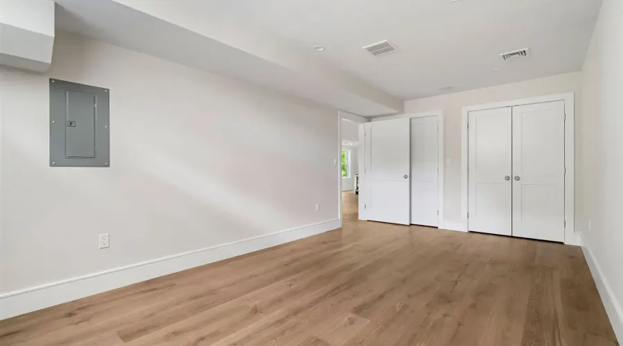 22 Wyman Rd, Lexington, Massachusetts, 02420, United States, 7 Bedrooms Bedrooms, 14 Rooms Rooms,7 BathroomsBathrooms,Residential,For Sale,Wyman ,20261037612