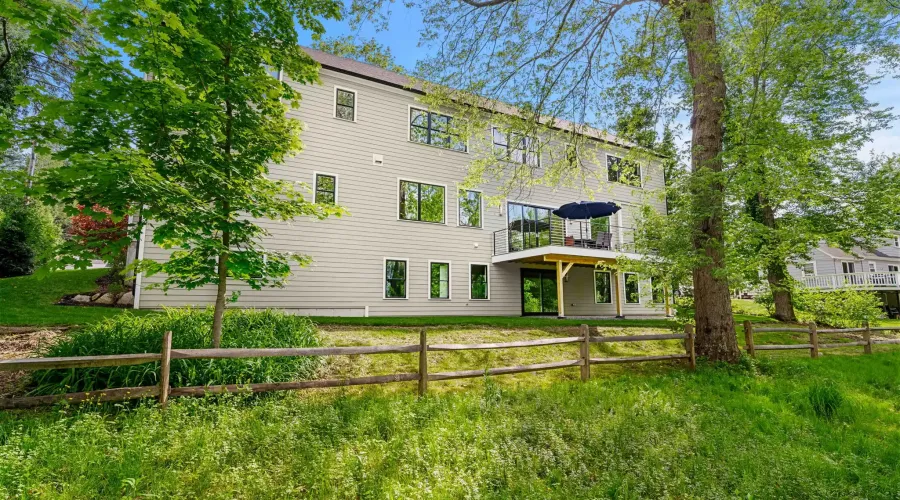 22 Wyman Rd, Lexington, Massachusetts, 02420, United States, 7 Bedrooms Bedrooms, 14 Rooms Rooms,7 BathroomsBathrooms,Residential,For Sale,Wyman ,20261037612