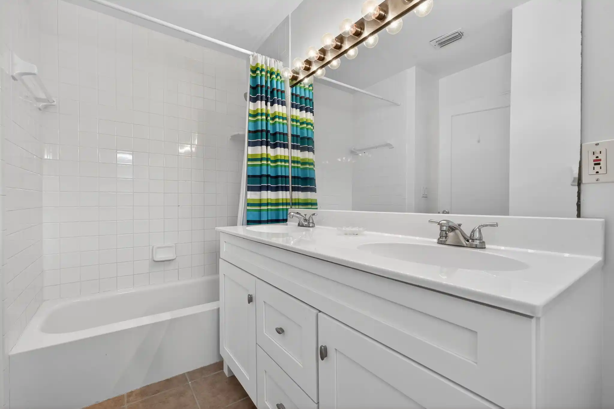 CAPTIVA CASPIAN - Captiva Island – image 28